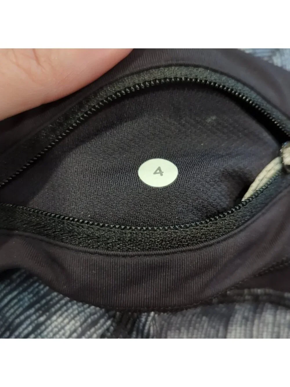 Lululemon Run: Inspire Crop II *All Luxtreme Burlap Texture Black Dune / Black